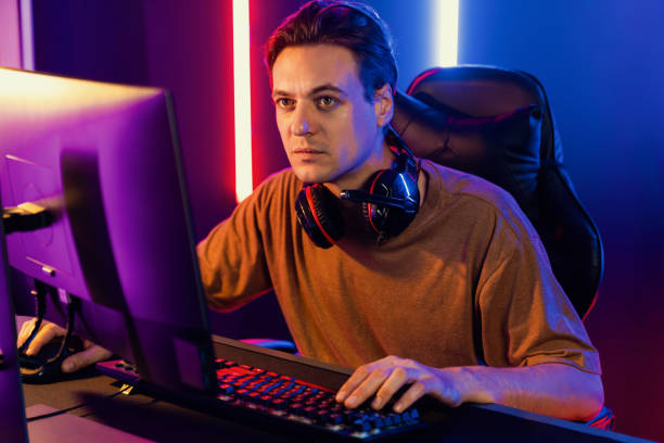 istock Host channel of smart streamer playing online game to be winner. Pecuniary. 2154523162