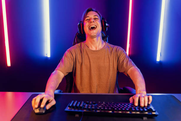 istock Host channel of smart streamer playing online game to be winner. Pecuniary. 2154525062