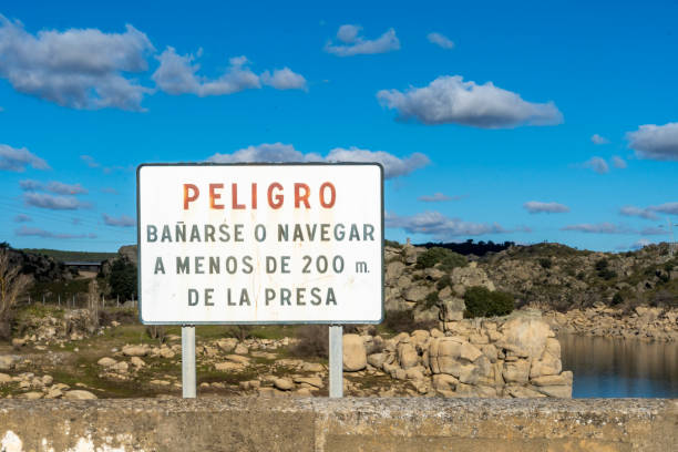 istock Warning sign on a reservoir 2154705592