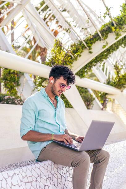 istock Entrepreneurial Endeavors: Flexible Work in the Park 2154751242