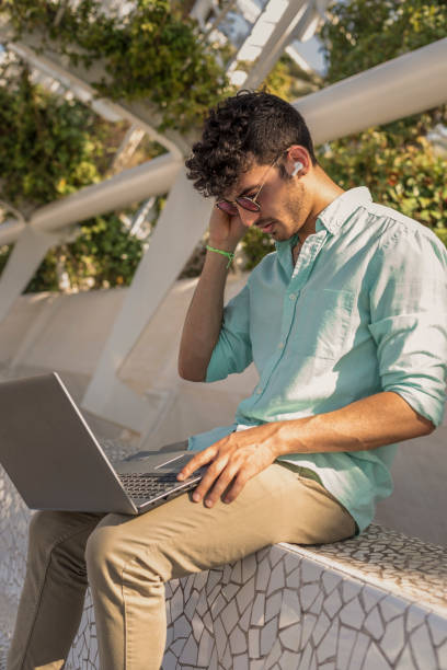 istock Entrepreneurial Endeavors: Flexible Work in the Park 2154751253
