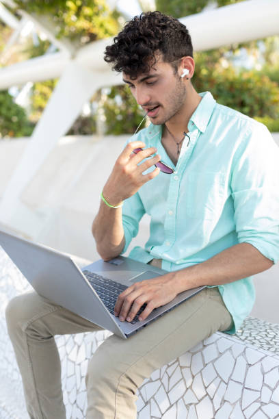istock Entrepreneurial Endeavors: Flexible Work in the Park 2154751270