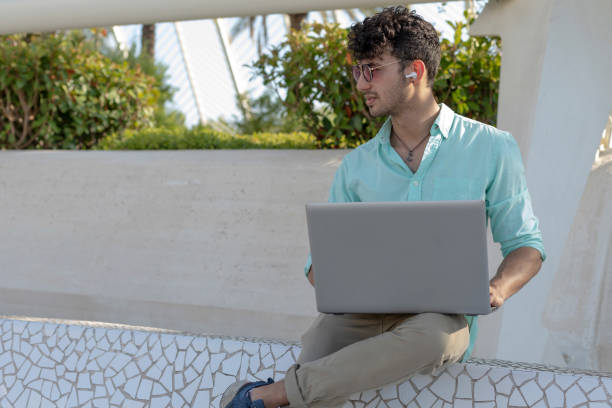 Entrepreneurial Endeavors: Flexible Work in the Park