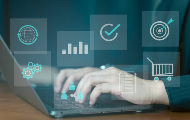 istock Business tooling icon with business people 2154806658