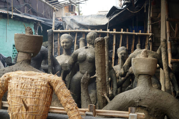 istock Kumartuli, Kolkatas pottery district 2154833257