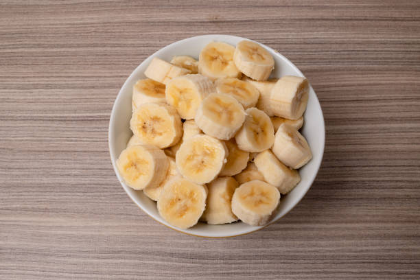 istock Sliced ​​ripe banana 2154887170