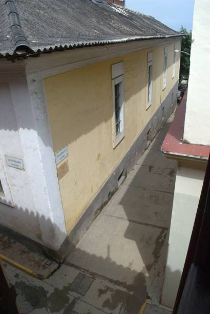 Our architecture includes our Spanish heritage, so we can find many examples of colonial architecture, of course much more current and modern.