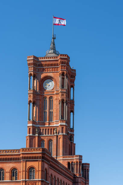 istock Rotes Rathaus Berlin against clear sky 2154988544