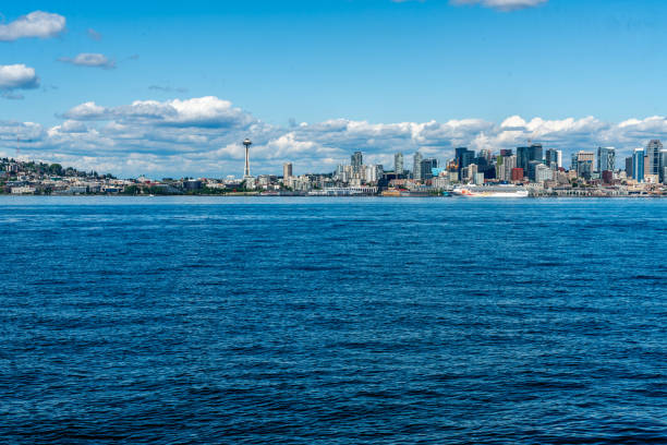 istock Seaatle Travel Scene 3 2155038370