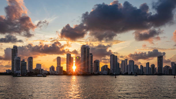 istock Atardecer en Cartagena, Colombia 2155102860
