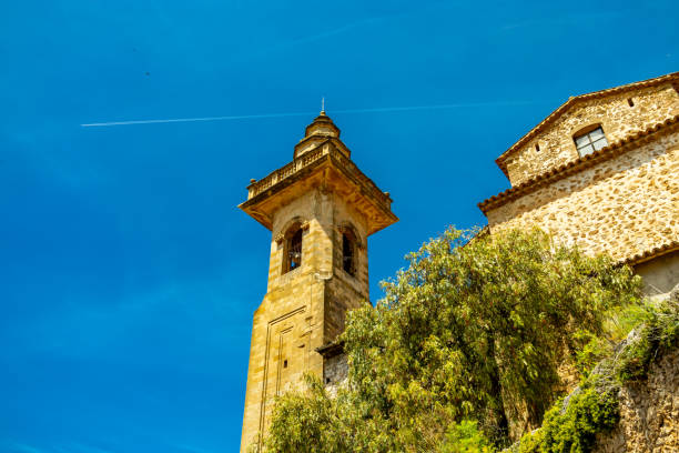 istock Short stopover in the beautiful small town of Valldemossa 2155187669