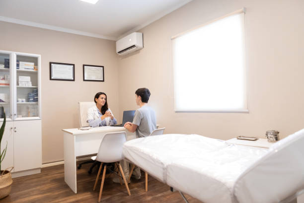 Dermatologist in consultation with adolescent patient - Buenos Aires - Argentina