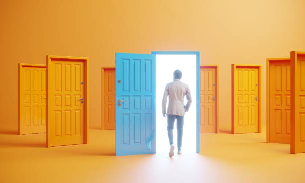 concepto de elección con puertas - puerta negocio fotografías e imágenes de stock