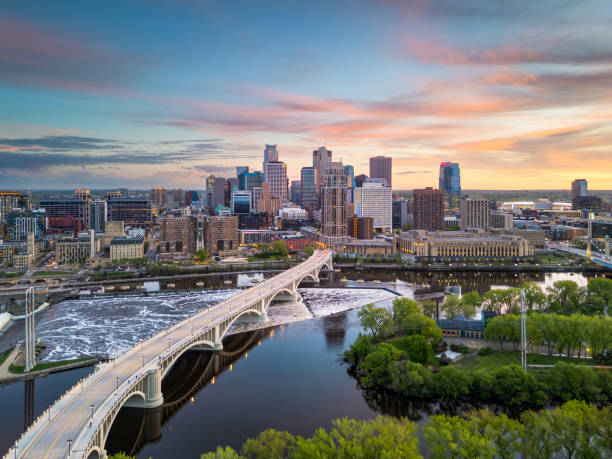 istock Minneapolis, Minnesota, USA Cityscape 2155287150