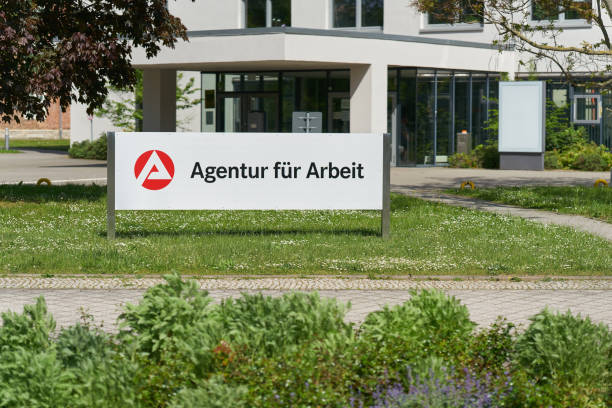 employment agency, Agentur für Arbeit in Magdeburg in Germany Magdeburg, Germany – May 01, 2024: Sign with the german inscription Agentur für Arbeit, employment agency in Magdeburg in Germany employment agency stock pictures, royalty-free photos & images