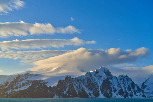 istock Cape Lookout at Elephant Island, Antarctic 2155359557