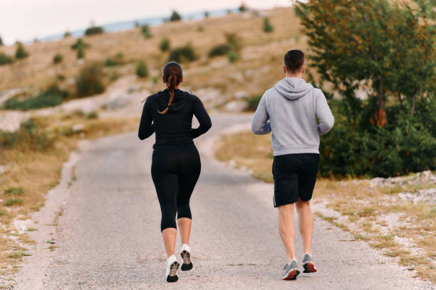 istock A Couple's Energizing Morning Run in the Mountains 2155452214