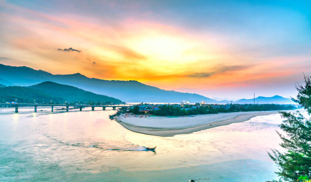 istock Lang Co bay, Hue, Vietnam in the sunset 2155534047