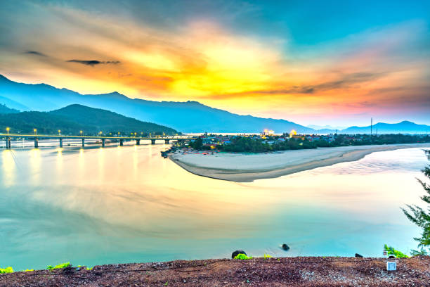 istock Lang Co bay, Hue, Vietnam in the sunset 2155534401