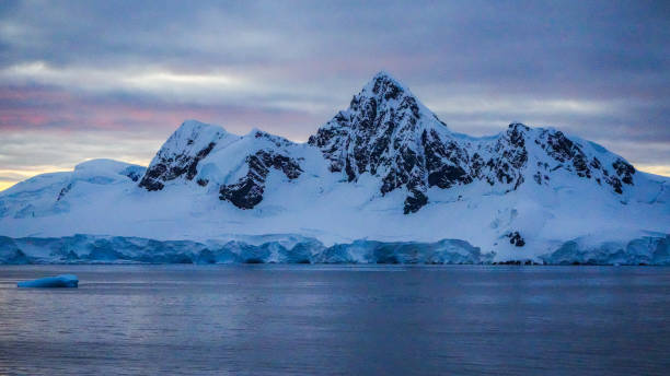 istock Hills in Antarctica under gloomy sky 2155550164