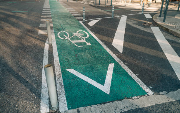istock Green bike lane with arrow 2155590430
