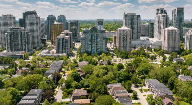 istock North York spring Skyline，Toronto Canada 2155597328