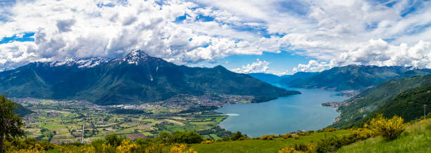 istock Landscape of Lake Como from Berlinghera mountain 2155739622