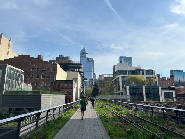 istock New York Highline 2155742891