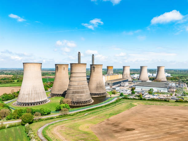 istock Drone view of abandoned coal-fired power station at West burton, UK 2155795016
