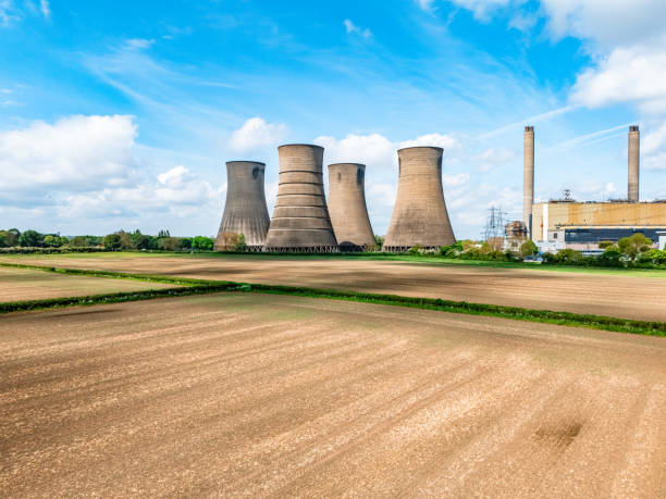 istock Drone view of abandoned coal-fired power station at West burton, UK 2155795105
