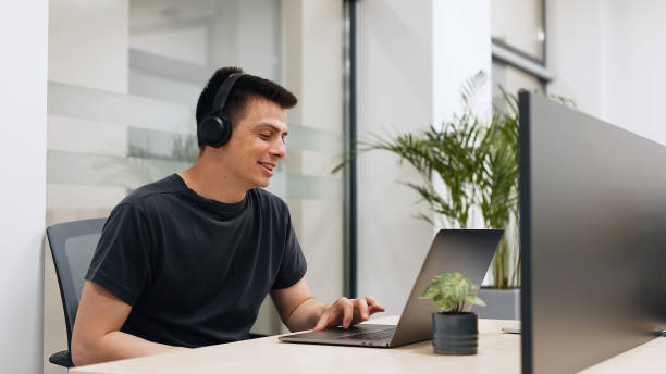 istock Office Worker On Accounting Bureaucracy. Economist Analyze Crypto Currency Chat. Financial Expert Check Cryptocurrency Rate. Financial Advisor On Digital Investment Document Online Trading Strategy 2155806519