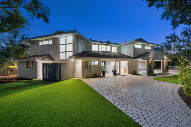 istock Remodeled Los Angeles home with a vacant driveway 2155877132