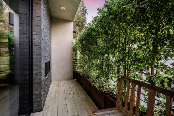 istock New construction home in Hollywood Hills, California 2155901054