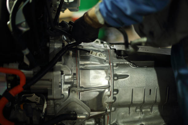istock Cars repair 2155916084
