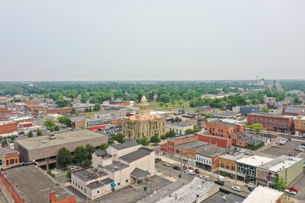 istock County Courthouse in rural Ohio 2156045291