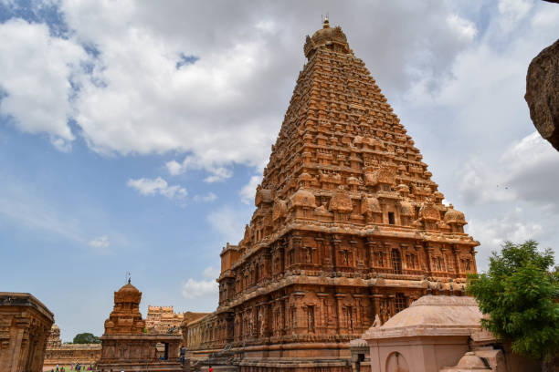 istock The Brihadeeswarar Temple Thanjavur, Tamil Nadu, India 2156267995