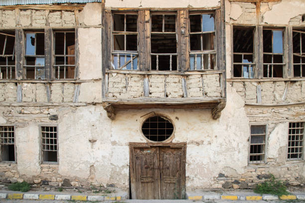 istock abandoned ruined house 2156293244