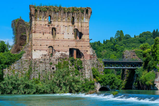 istock the Visconteo Bridge in Borghetto sul Mincio 2156382795