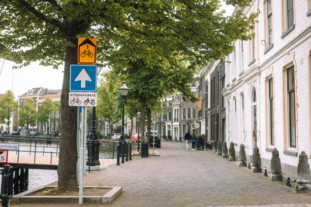 One-way traffic sings un Netherlands