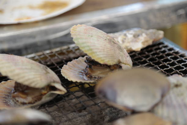 Scene at an oyster restaurant in winter in Japan