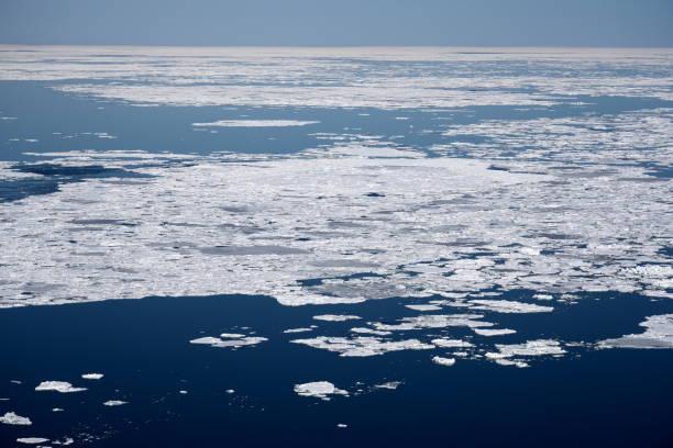 istock Hokkaido, Shiretoko, winter, drift ice 2156625378