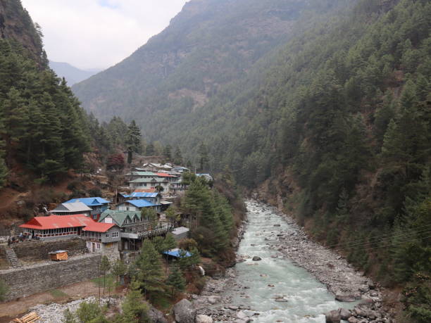 istock Trek from Lukla to Namche Bazar 2156631993