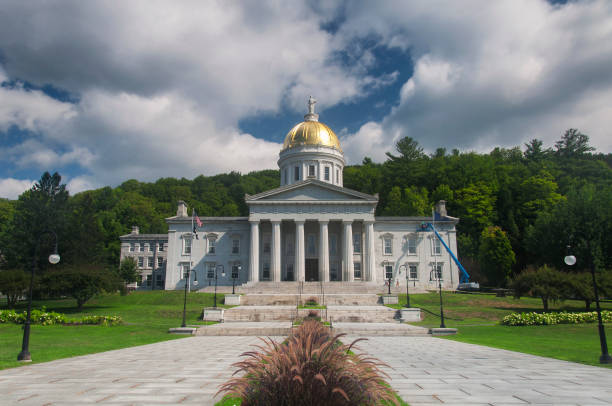 istock Montpelier Vermont State House 2156635842