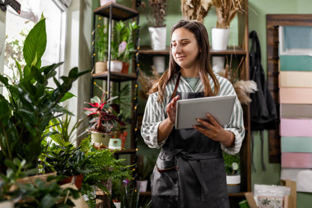 istock Flower Shop Management 2156676015