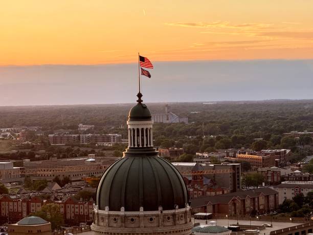 istock Indianapolis Capital Skyline 2156852063