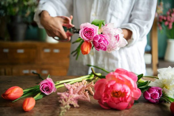 istock Fresh flowers decoration arrangement 2157033553