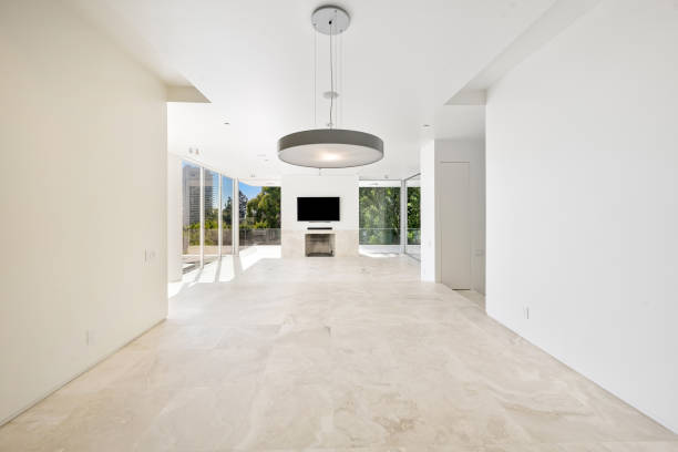 istock Room with multiple spacious white walls and long hallway 2157075322