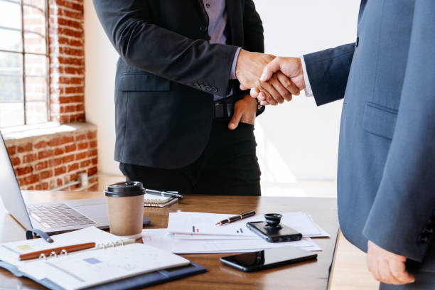istock Business people making an agreement 2157080019