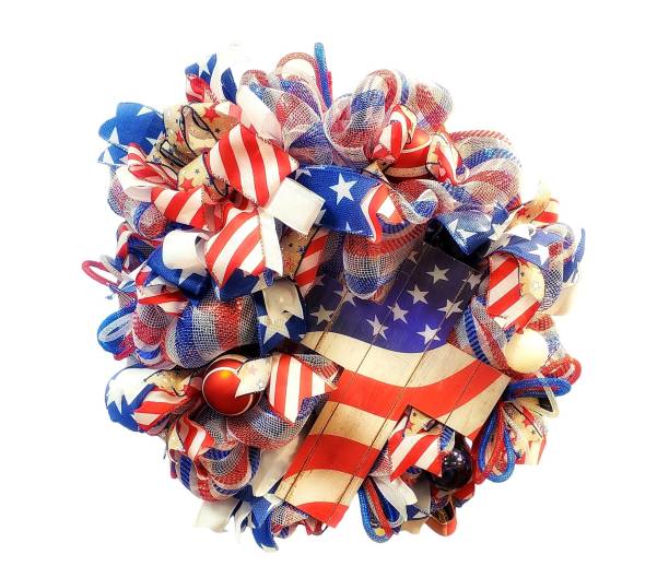 istock Fourth of July Wreath 2157334114