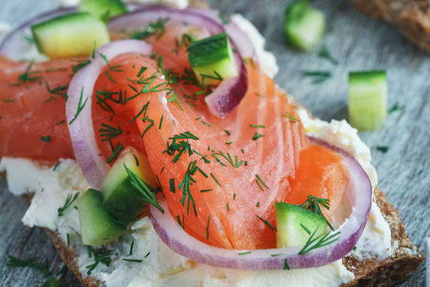 Salmon with Cottage Cheese and Cucumber on Toasted Bread